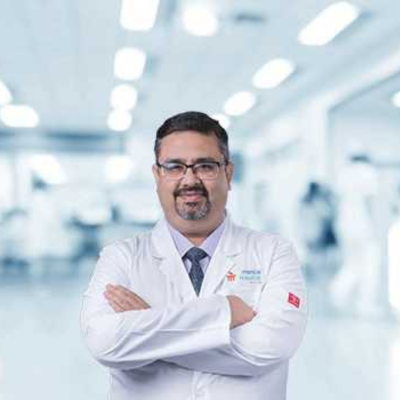  Dr. Puneet Khanna